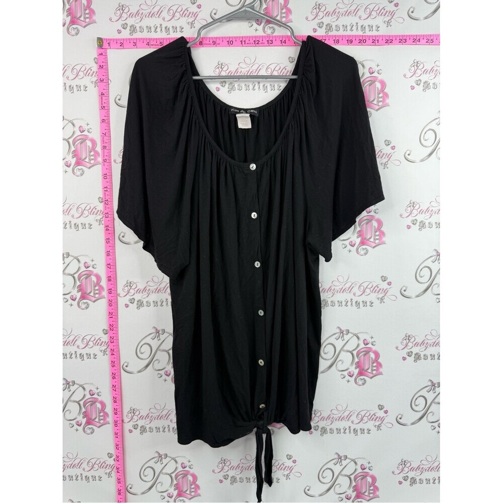Kim & Cami tshirt button up flowy style tie up Black Button-Front Tie-Hem Blouse